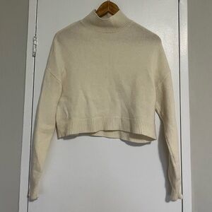 Wool & cashmere soft Cream cropped Turtleneck Sweater size small